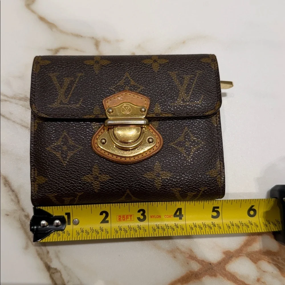 Louis Vuitton Joey Monogram trifold Wallet